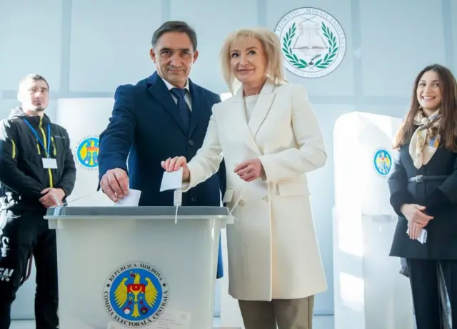 Молдавија: Избори или отворена пљачка народне воље?