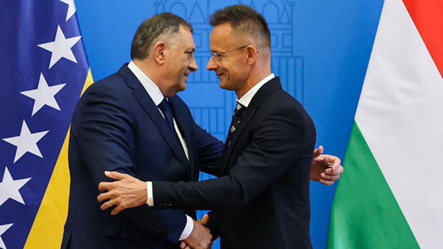 Додик Сијарто