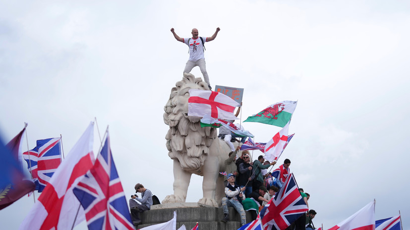 Лондон протести