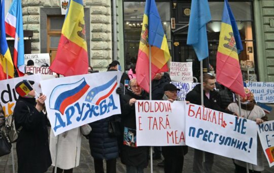 Молдавија протести