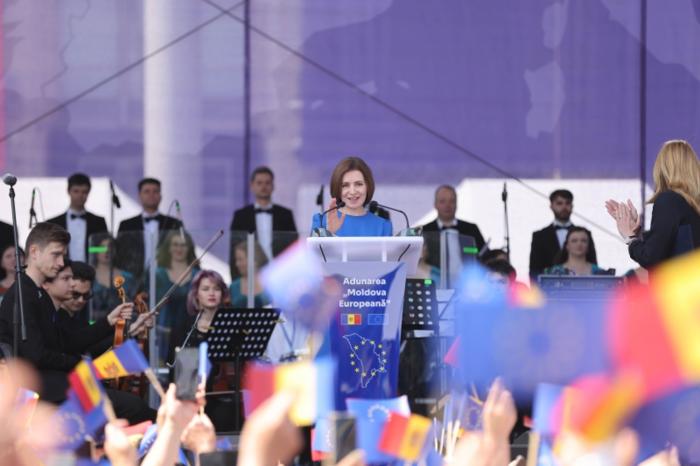 Молдавија Санду