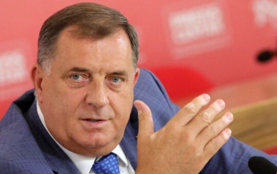 Додик: Сијарто показао да Европа има и другачије лице