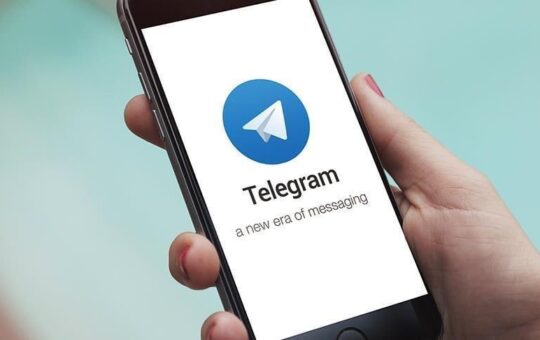 Телеграм оптужује Француску за цензуру у Молдавији: „Демократија“ по мери Брисела