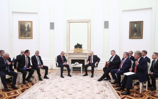 Путин Пашињан