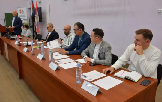Српска и руска делегација у Тули