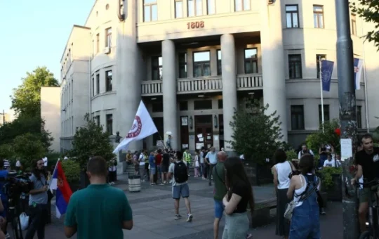 Студентска листа и сарадници Мише Мајића: Ко контролише новац и људе?