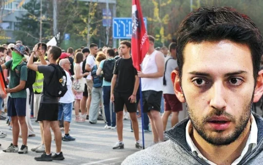 „Услуга младима“ или издаја? Грбовић у Сарајеву спремно признаје „геноцид“ у име Србије