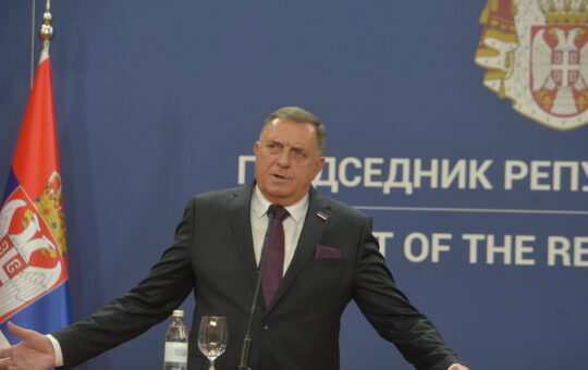 Додик о признању Меркелове о Украјини: Време је да неко проговори и о БиХ