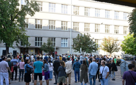 Министар просвете: „Пета гимназија није полигон за политику“,  ускоро конкурс за директора и премештање ученика