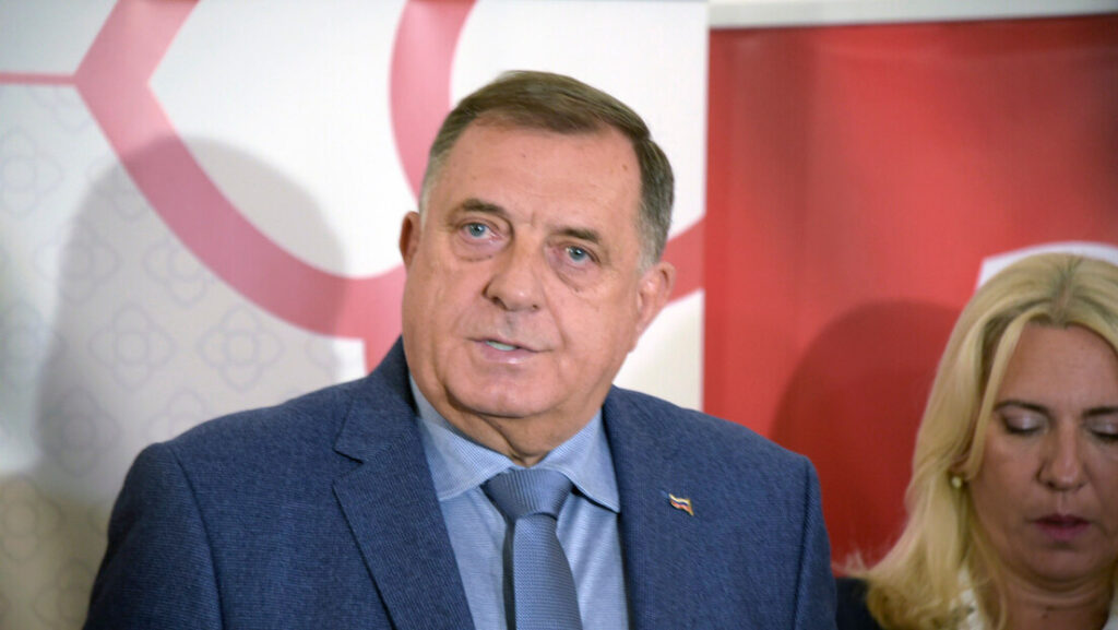 Додик: Понашаћу се и даље у складу са мандатом који ми је народ поверио