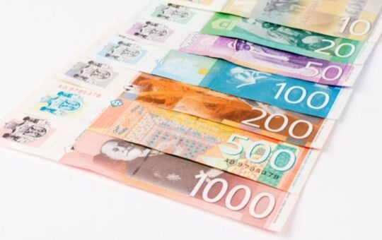 dinari-dinar-novac-pare-plate-penzije-isplata-7
