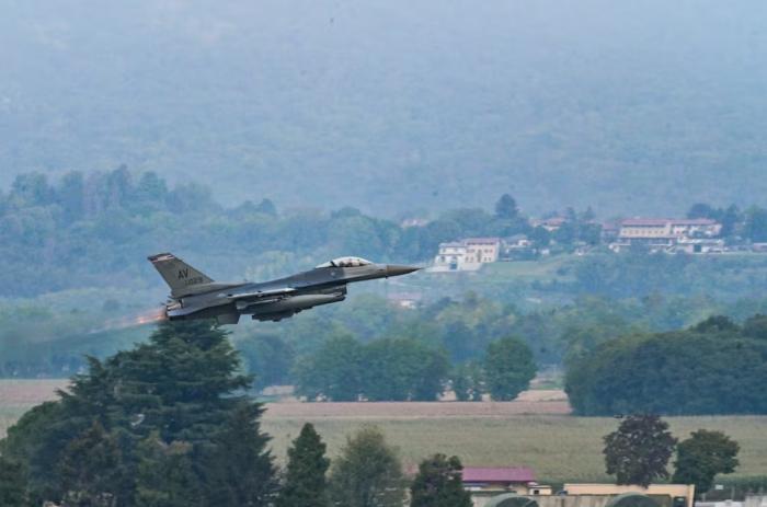 nato171025