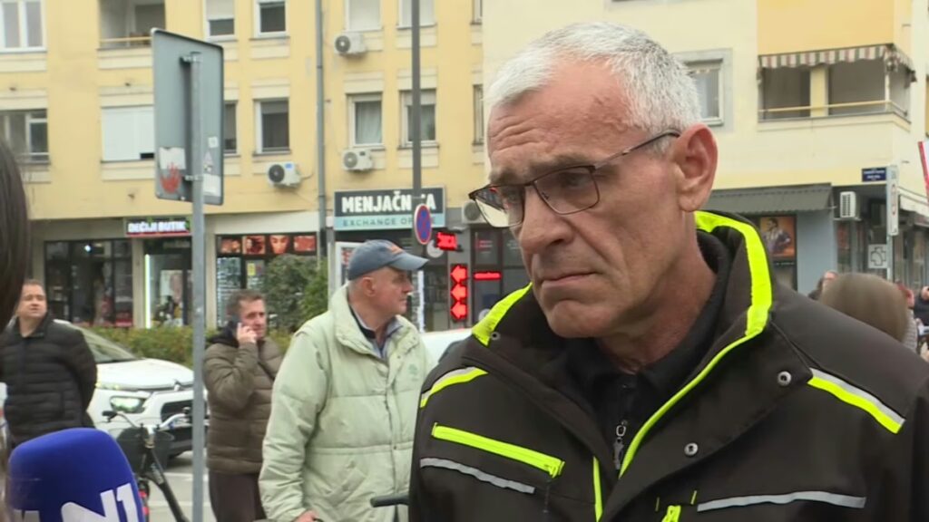 Јаћимовић одложио „историјску блокаду“: камиони се још нису појавили, али изговор јесте