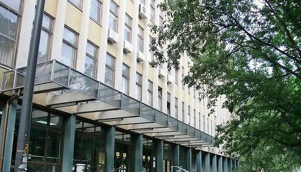 2-sud-ulaz