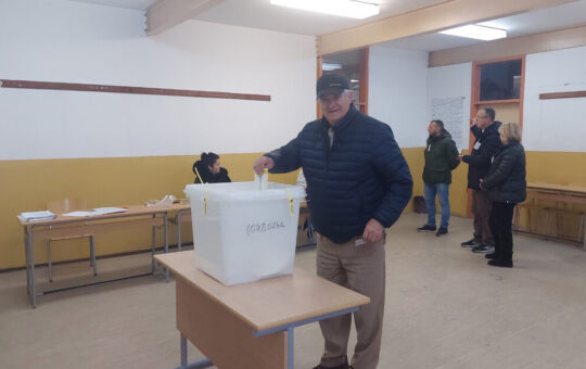 Република Српска данас бира председника: Шест кандидата у трци за мандат од годину дана