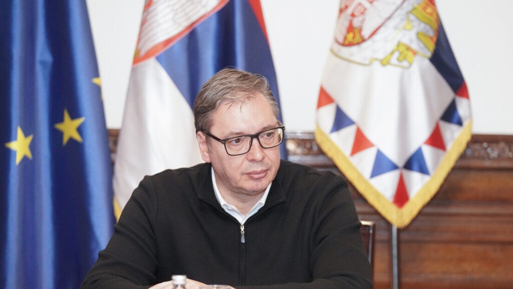 Председник Александар Вучић се обраћа јавности: Има ли новости око НИС-а