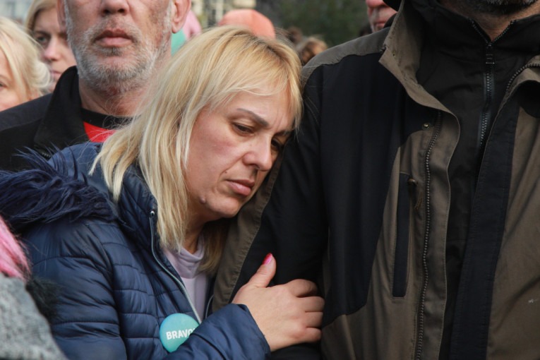 Има ли ту места за реаговање надлежног тужиоца по службеној дужности?