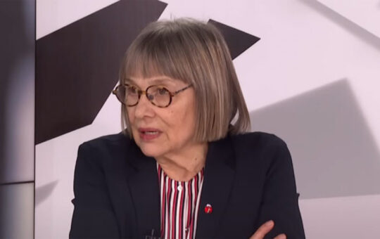 Наташа Кандић заратила са блокадерима
