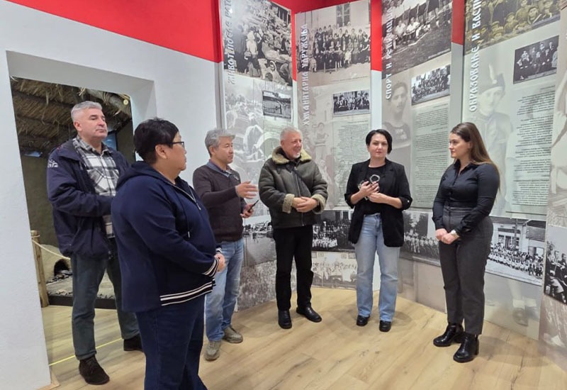 представници Калмичног музеја у Србији