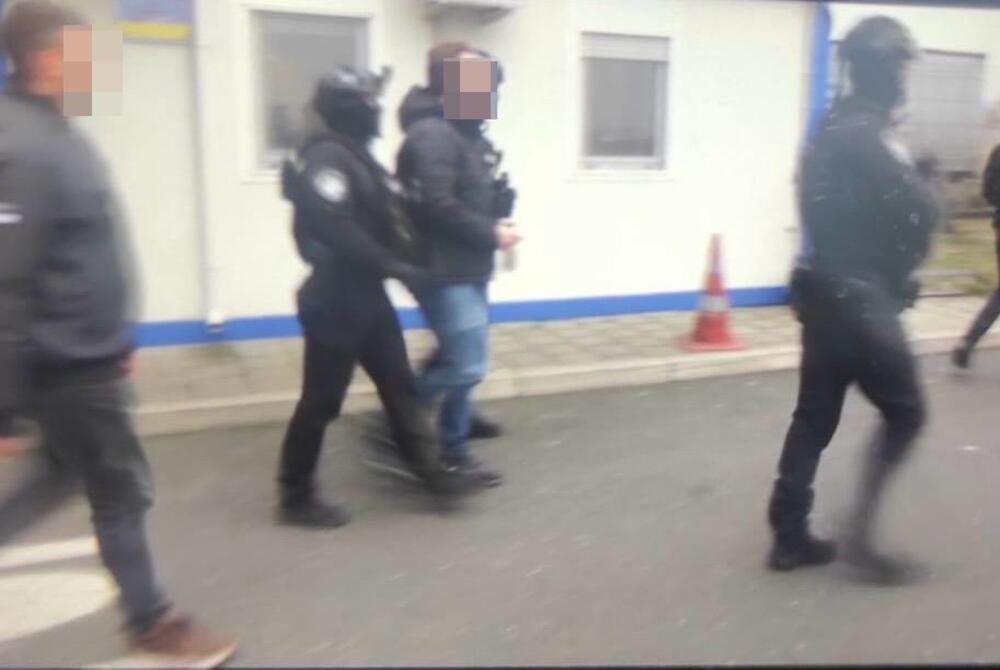 хапшење Милована Здравковића