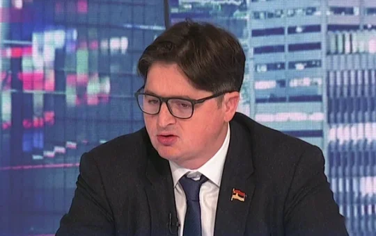 „ИМАМ СВЕДОКЕ И ДОКАЗЕ, ЉУДИ МИ СЕ ЈАВЉАЈУ“ Мрдић о недавним пријавама: Весна Миљуш и Јасмина Васовић су оствариле огромну имовинску корист на основу монтирања процеса