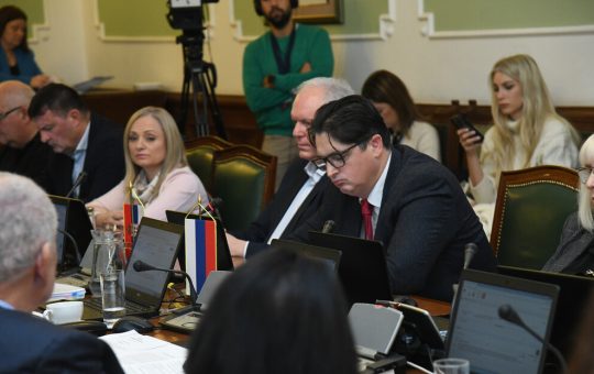 Мрдић објавио колико Србија плаћа због лошег рада ЈТОК-а: Стекли су се услови за смену Доловац