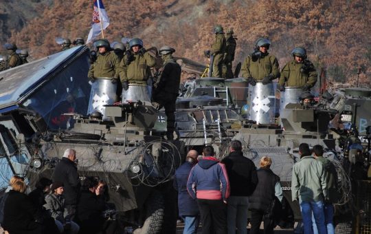 Сећање на дане отпора, дане непокора: Кад су славске свеће гореле на српским барикадама