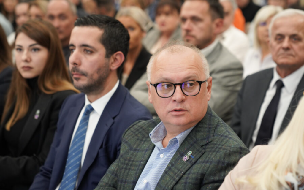 Нови Сад: Обуставља се поступак против Горана Весића и осталих у случају „Надстрешница“