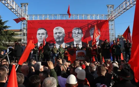 Шиптари у Скопљу подржавају злочинце