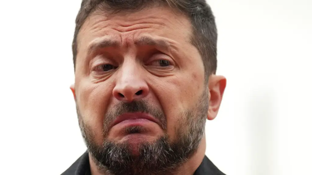 Иран одговорио Зеленском: Свет је уморан од збуњених кловнова