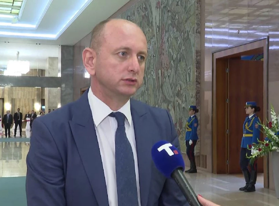 Милан Кнежевић: Садашња црногорска влада Хрватима даје и оно што не траже, Србима ни оно што им припада