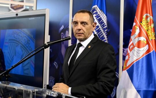 Вулин: Смисао америчких санкција НИС-у је да Србија уђе у конфликт с Русијом