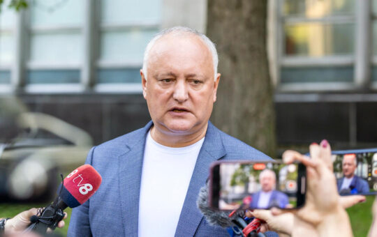 Додон
