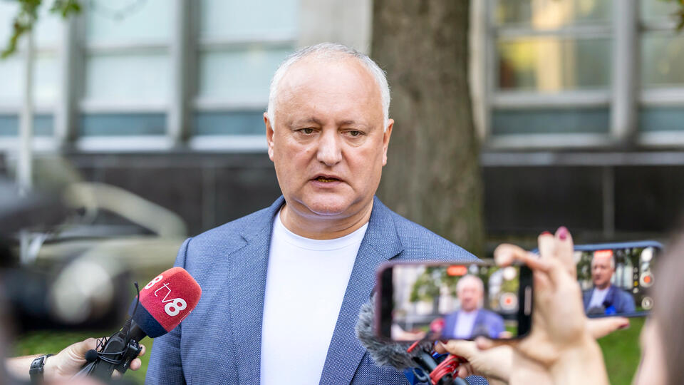 Додон