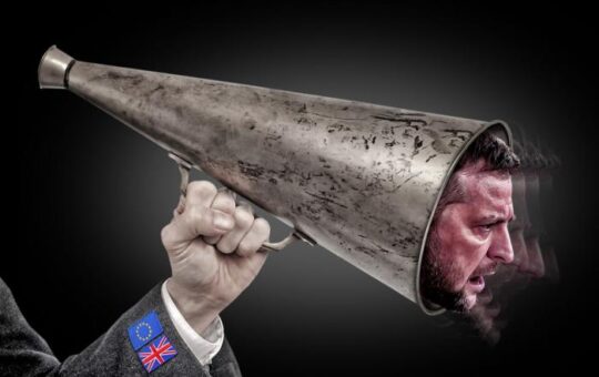 MEGAPHONE
