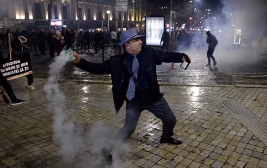 Протест Тирана