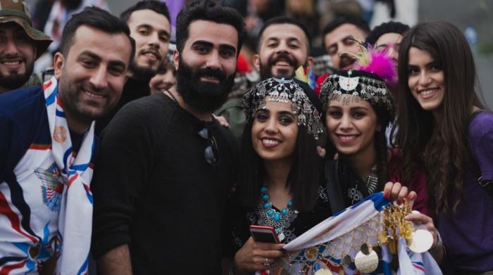 Assyrians_celebrating-1202