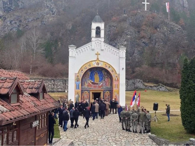 Сретење Добрун