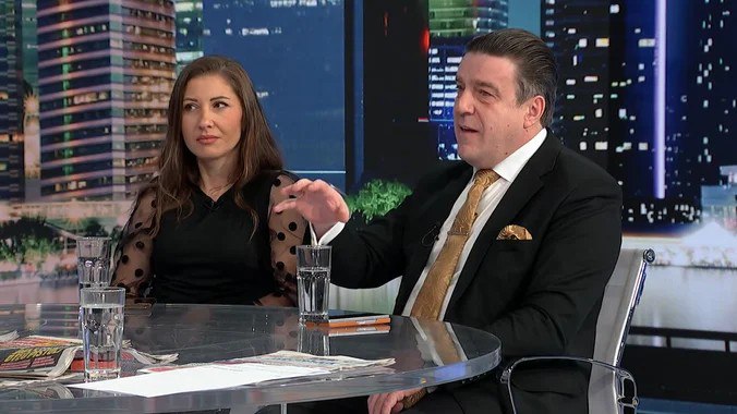 Весна Веизовић Небојша Перовић