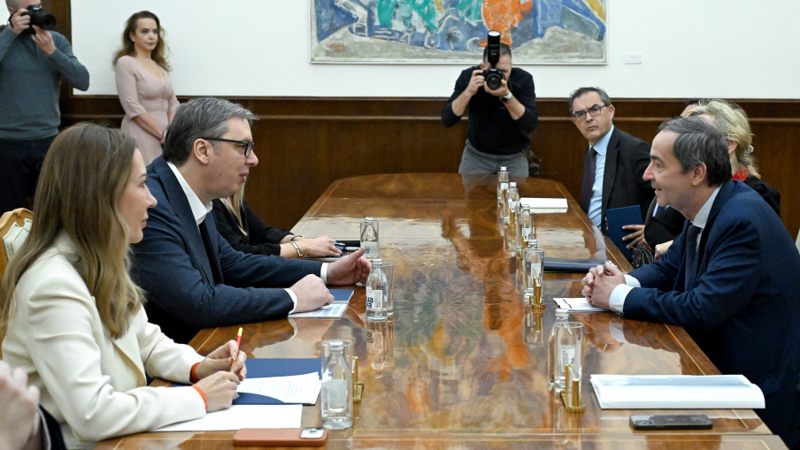 Србија