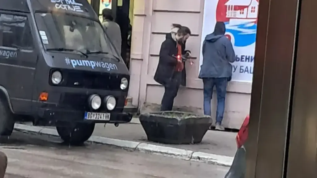 Екстремисти из Београда у Бајиној Башти