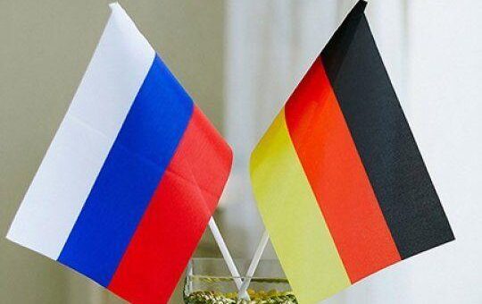 Флаги ФРГ и РФ