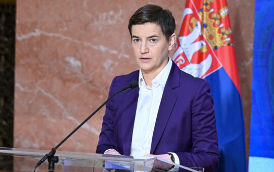 Брнабић