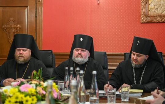 неканонске цркве у Украјини