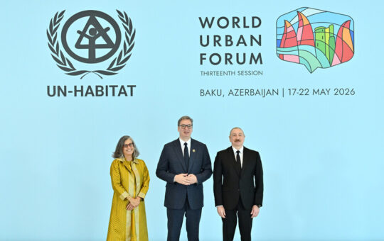 баку