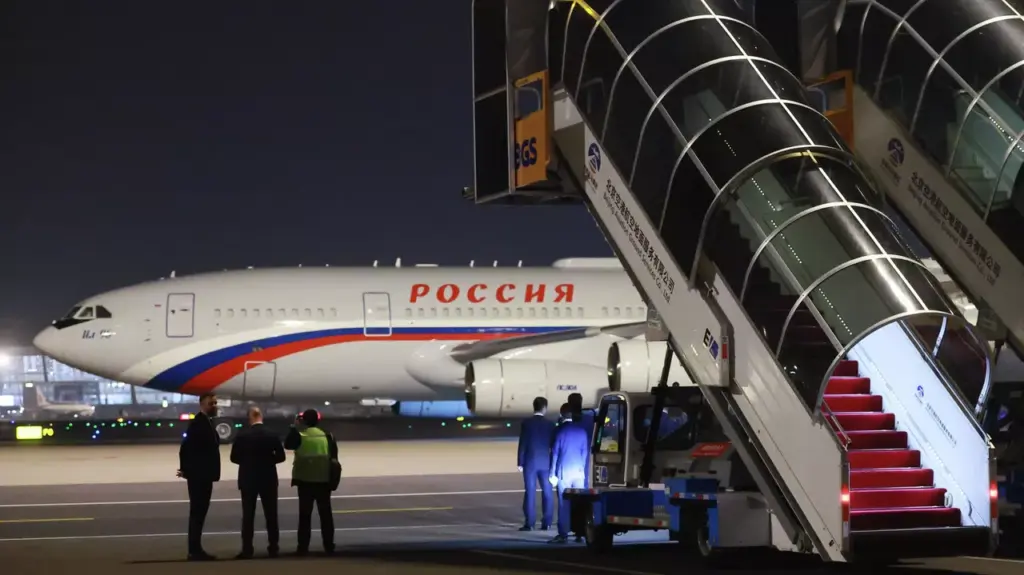 Долазак Путина у Пекинг