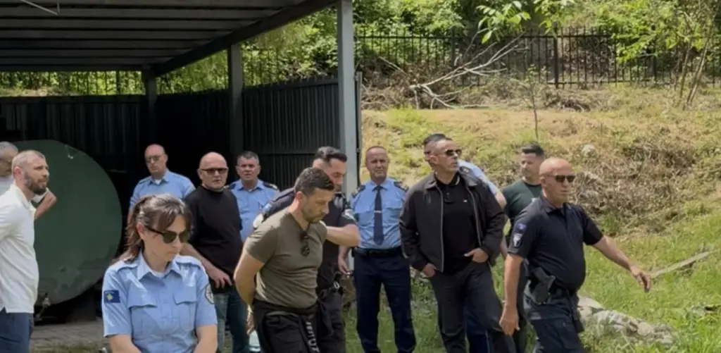 Шиптари хапсе Србе