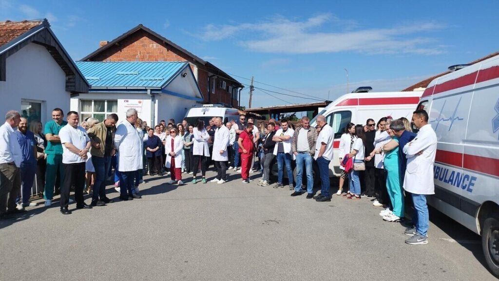 Мирни протести на КиМ: Настављени скупови подршке ухапшеним Србима