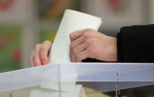 Највећа излазност на почетку гласања на KиМ у српским срединама, гужве у Грачаници