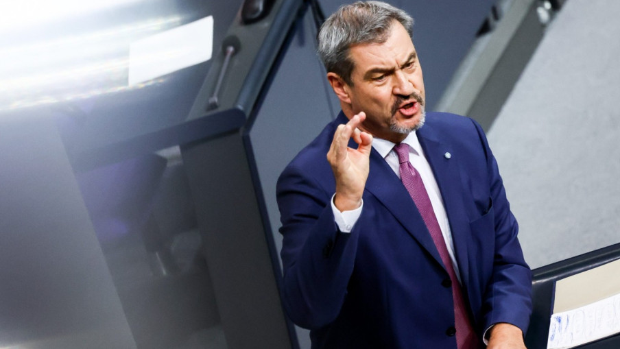 премијер